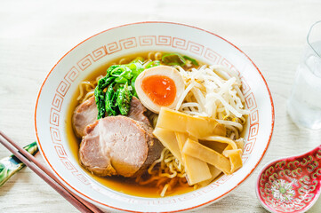 自家製しょうゆラーメン