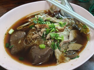 เกลาเหลาไก่