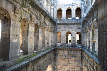 Fototapeta premium Intérieur de la Porta Nigra à Trèves. Allemagne
