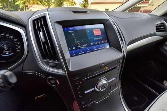 Ford S-Max Hybrid Vignale. Up to seven seater spacious and economical car. Cabin interior - central panel. 10-19-2021, Middle Bohemia, Czech Republic.