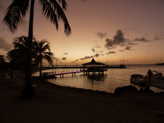 Coucher de soleil plage du Bakoua Martinique