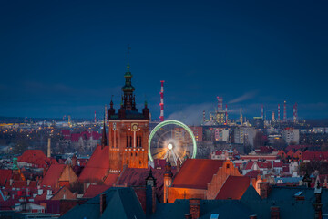 Fototapeta premium Cityscape of Gdansk with historic architecture at dusk, Poland.