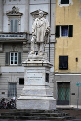 Fototapeta na wymiar Lucca -the monument of Garibaldi at the Square of Napoleon