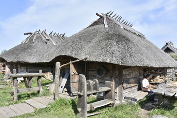 obóz Słowian i Wikingów, rzemiosło, inscenizacja grodu na wyspie Wolin, 