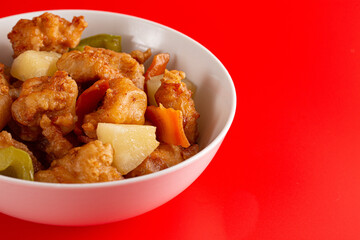 Bowl of Fried Chicken and Vegetables without Sweet and Sour Sauce