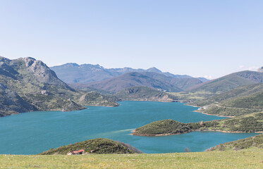 paisaje de las montañas de Riaño en León, España