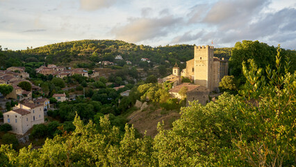Fototapeta na wymiar View of the castle and the medieval village of Esparron du Verdon in Provence in the south of France