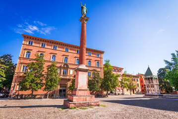 Obraz premium Bologna, Italy - Famous red city of Emilia-Romagna region