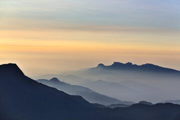 Obraz na płótnie Canvas Mountains silhouette