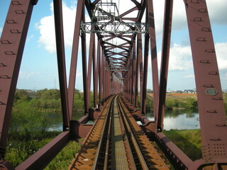 鉄橋