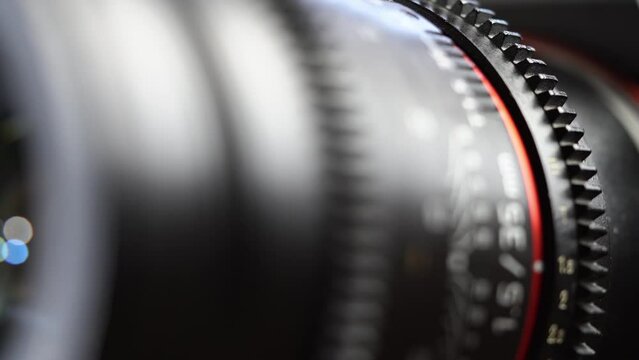 Macro Shooting Rotation of Aperture Ring on Camera Lens