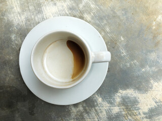 Obraz na płótnie Canvas cup of coffee on wooden table