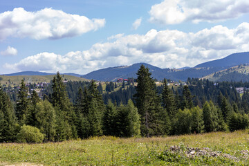 Fototapeta premium Panorama of mountains in the Ukrainian Carpathians on a summer day.