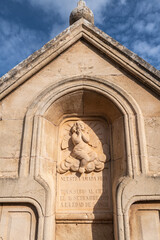Betender Engel in einer Nische des Grabsteines
Friedhof auf Spaniens Insel Palma de Mallorca