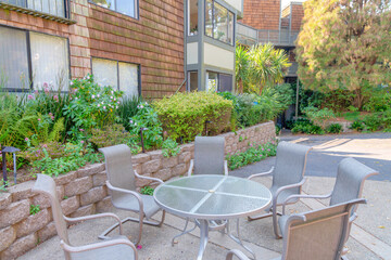 Outdoor dining round table and chairs at San Francisco, California