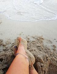 Füße am Strand, every body is a beach body