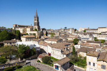 Vue sur Saint-Emilion depuis le sommet de la Tour du Roy (Nouvelle-Aquitaine, France)