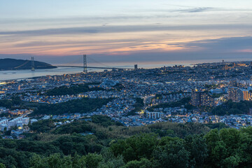 旗振山から見た日没後の垂水の街並み