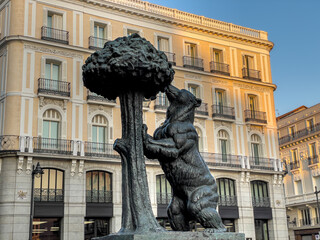 View of the iconic bear and the strawberry tree (oso y el madroño) un the Puerta de Sol plaza un...