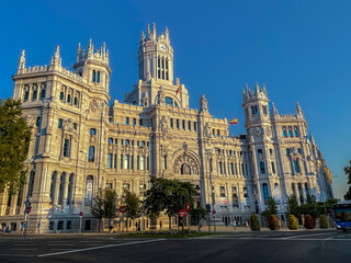 Fototapeta na wymiar Beautiful view of the Streets and baroque buildings is Madrid Spain