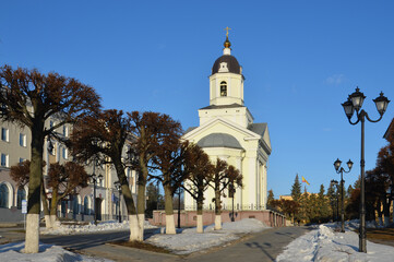 Fototapeta na wymiar Cheboksary city. The road to the Church of the Nativity of Christ