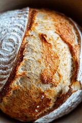 Selbstgerechtes Weizen Sauerteig Brot aus dem Topf