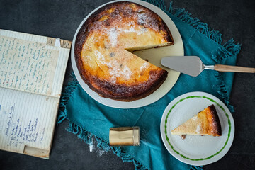 Käsekuchen mit Rosinen nach altem Rezept