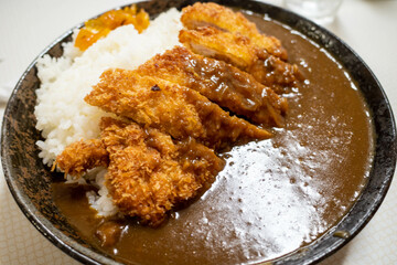 とても美味しい日本のカツカレー