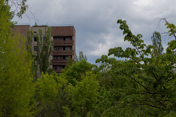 Obraz na płótnie Canvas Houses in Chernobyl town in the Ukraine