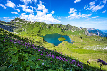 Idyllische Aussicht auf den Schrecksee