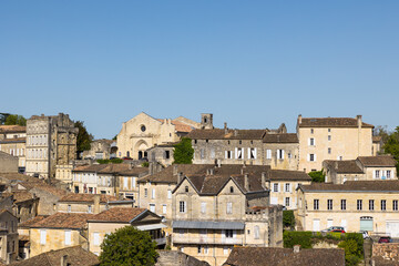 Obraz premium Vue sur la ville de Saint-Emilion (Nouvelle-Aquitaine, France)
