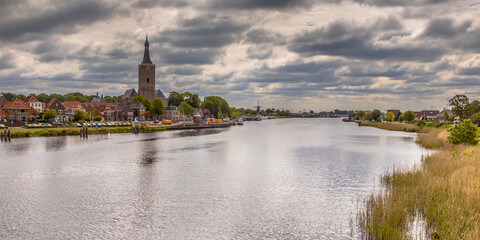 Fototapeta na wymiar City of Hasselt on the river IJssel