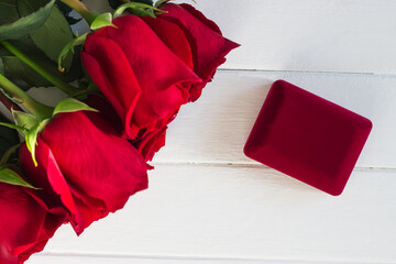 Red roses romantic proposal background.