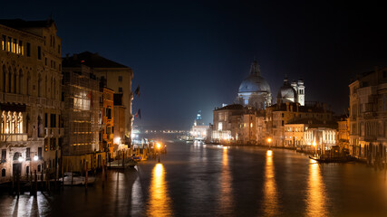 Obraz premium Venice Italy - Basilica di Santa Maria from the Accademia bridge over Grand Canal