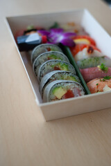 sushi box takeout