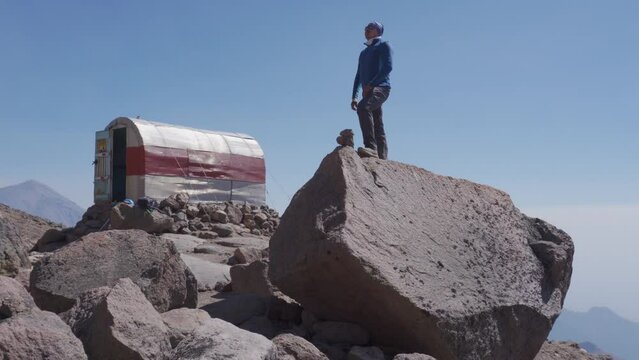 otis mcallister refuge in the iztaccihuatl volcano