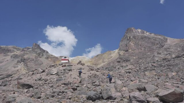 otis mcallister refuge in the iztaccihuatl volcano