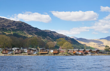 Fototapeta premium Ardlui hamlet village and caravan holiday park at Loch Lomond