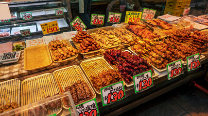 商店街の焼き鳥屋