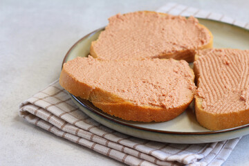 Chicken pate over slices