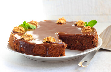 Chocolate and walnut cake