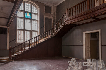 Obraz premium Urban exploration in an old abandoned hospital in a historic villa in Poland