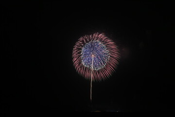 日本の山と花火