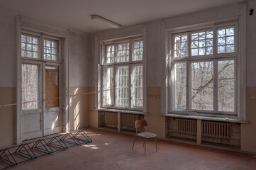 Urban exploration in an old abandoned hospital in a historic mansion in Poland - Urbex in Turczynek