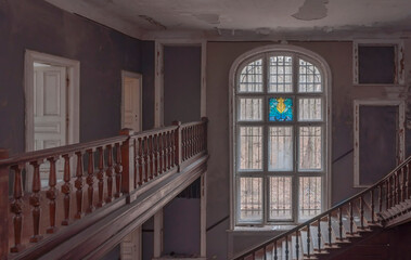 Urban exploration in an old abandoned hospital in a historic mansion in Poland - Urbex in Turczynek