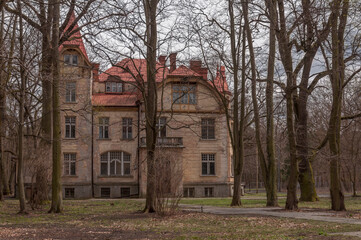 Urban exploration in an old abandoned hospital in a historic mansion in Poland - Urbex