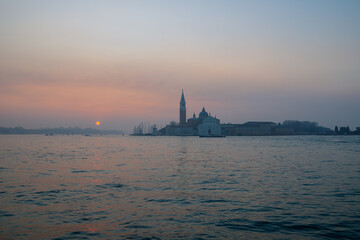 Naklejka premium dawn over the city of Venice, Italy