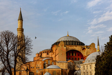 Fototapeta na wymiar The Hagia Sophia mosque at sunset in Istanbul, Turkey.