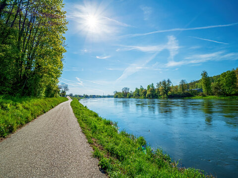 Hiking path along the Donau River to the Monastery Weltenburg during Spring time