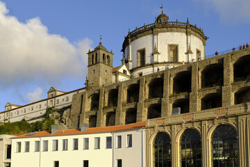 Fototapeta na wymiar Monastery Serra do Pilar and roof of wine cellars in Vila Nova de Gaia, Portugal 